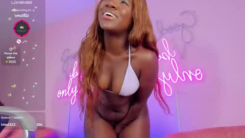 Snapshot of nainadeivis chatting on February 2025 11:36:02 PM Naina online show from February 2025 11:36:02 PM