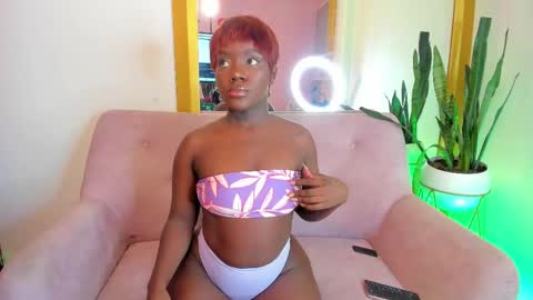 Snapshot of nainadeivis chatting on February 2025 08:25:01 PM Naina online show from February 2025 08:25:01 PM