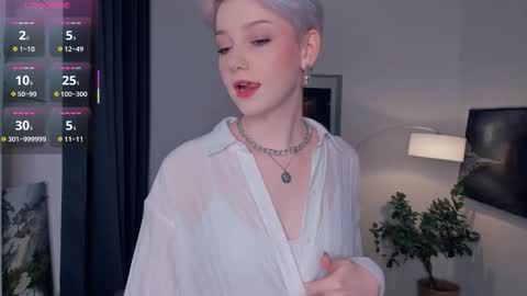 Snapshot of nakishacroshaw chatting on October 2025 11:55:01 AM Kate online show from October 2025 11:55:01 AM