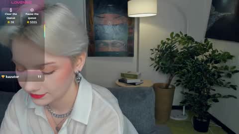 Snapshot of nakishacroshaw chatting on November 2025 11:52:02 AM Kate online show from November 2025 11:52:02 AM