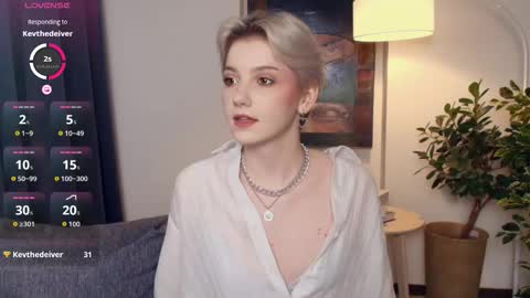 Snapshot of nakishacroshaw chatting on November 2025 11:35:01 AM Kate online show from November 2025 11:35:01 AM