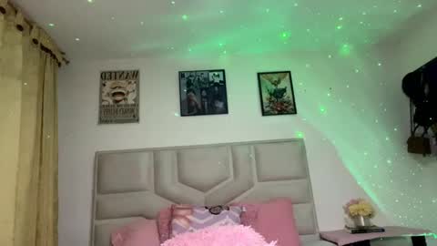 Snapshot of namithompson chatting on September 2025 12:22:02 AM NamiThompson online show from September 2025 12:22:02 AM