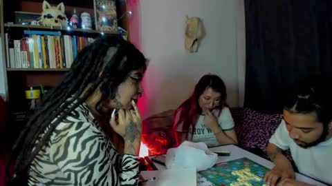 Snapshot of nana_cirkuss chatting on October 2025 04:43:02 AM Val online show from October 2025 04:43:02 AM