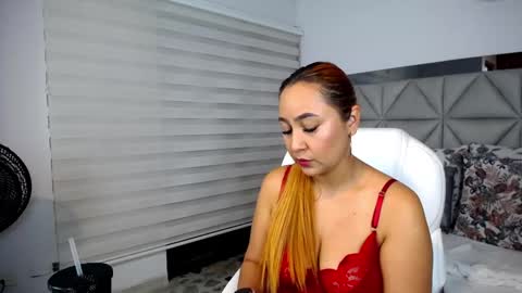 Snapshot of nana_levy chatting on January 2025 03:43:02 AM Nana levy online show from January 2025 03:43:02 AM