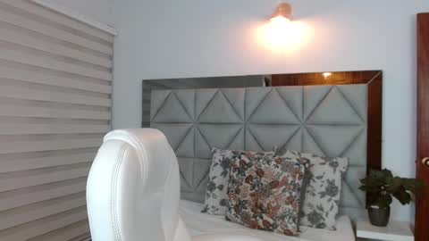 Snapshot of nana_levy chatting on March 2025 04:06:01 AM Nana levy online show from March 2025 04:06:01 AM