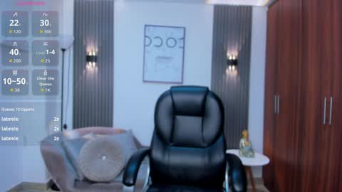Snapshot of nanaa_snow chatting on May 2026 05:04:01 AM Nanaa snow online show from May 2026 05:04:01 AM
