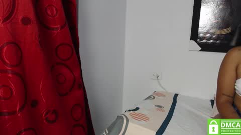nanamii_04 online show from September 2025 11:32:02 AM