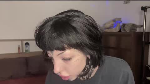 Nana online show from December 2024 07:54:02 PM