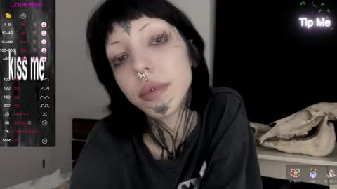 Nana online show from December 2024 06:20:02 PM