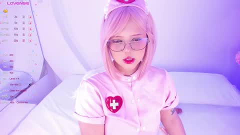 NanaOsaky online show from October 2025 12:05:02 PM