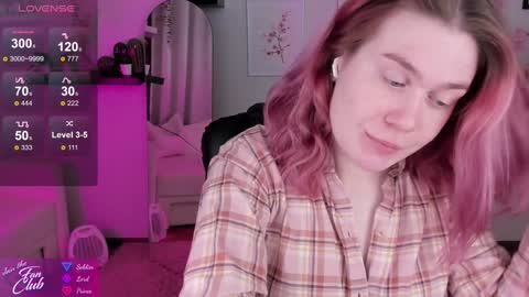Snapshot of nancy_sun_ chatting on December 2024 11:45:01 AM Nancy online show from December 2024 11:45:01 AM