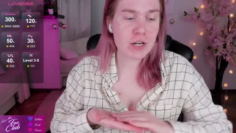 Snapshot of nancy_sun_ chatting on December 2024 02:13:02 PM Nancy online show from December 2024 02:13:02 PM
