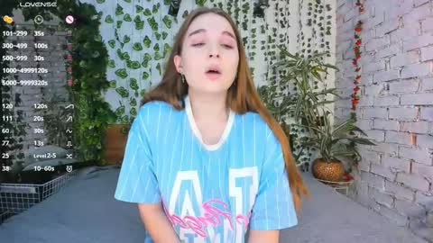 Luna online show from February 2025 06:22:01 AM