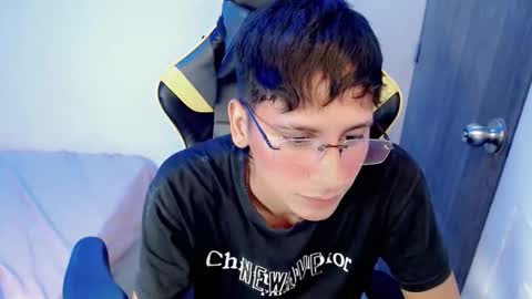 Snapshot of nani_big chatting on November 2025 03:56:01 PM NANI online show from November 2025 03:56:01 PM