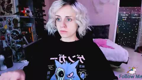 Monday-Friday 12-4 AM and 6-9 AM New York time online show from October 2025 08:53:02 PM