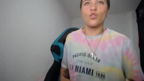 Snapshot of nanna_yoshi chatting on January 2025 11:47:01 PM nanna yoshi online show from January 2025 11:47:01 PM