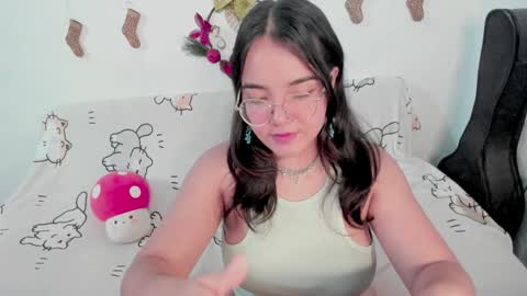 Snapshot of naoko_uwu chatting on December 2024 01:02:01 PM Naoko online show from December 2024 01:02:01 PM