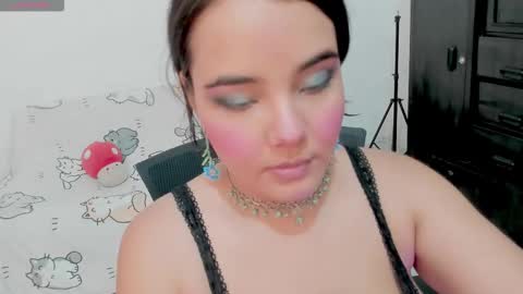  Naoko  online show from November 2025 10:22:02 PM