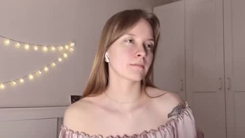 Naomi online show from February 2026 06:36:02 PM