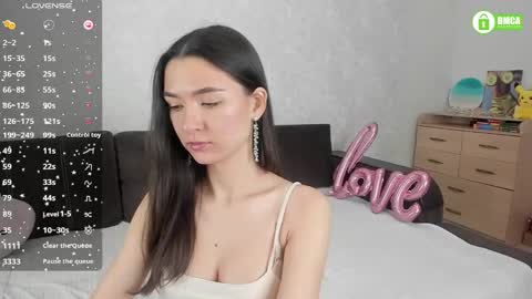 Naomi online show from February 2025 02:24:02 PM