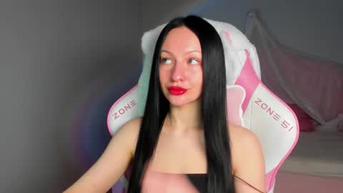 Naomi online show from February 2026 06:07:01 AM