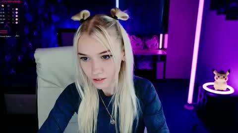 naomihita online show from November 2025 12:04:02 PM