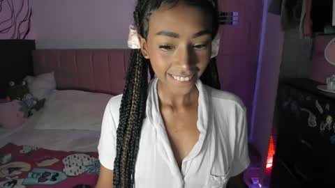 Naomii online show from February 2025 12:58:01 AM