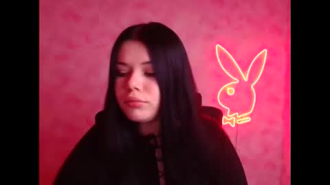 Naomi online show from November 2025 06:56:02 AM