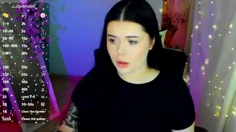 Snapshot of naomivibes chatting on June 2026 06:05:02 AM Naomi online show from June 2026 06:05:02 AM