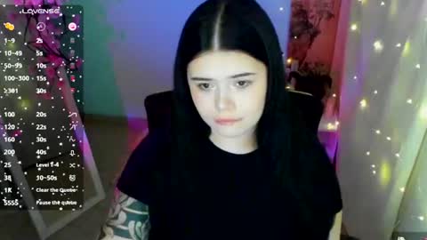 Snapshot of naomivibes chatting on July 2026 06:31:01 AM Naomi online show from July 2026 06:31:01 AM