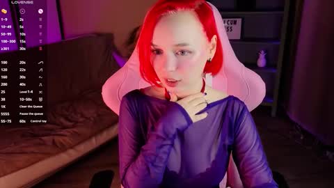 Naomi online show from September 2025 09:04:01 PM