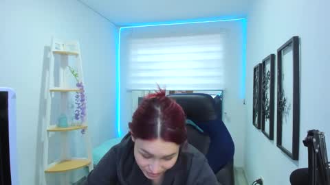 naomy online show from November 2025 08:07:01 PM