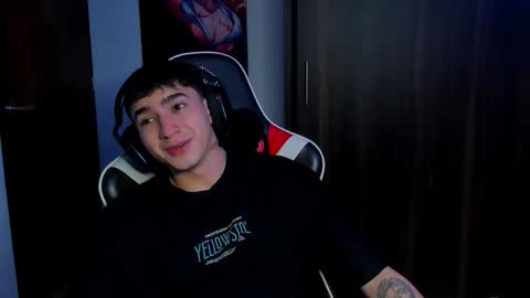 sebastian online show from December 2025 04:52:01 AM