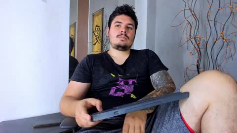 Snapshot of narciso_kh chatting on December 2024 04:31:01 AM deibyd online show from December 2024 04:31:01 AM