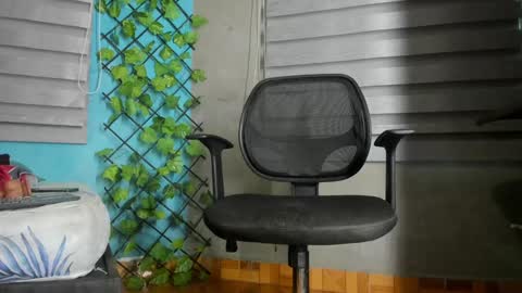 Snapshot of narciso_kh chatting on January 2025 02:13:01 PM deibyd online show from January 2025 02:13:01 PM