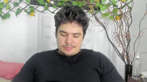 Snapshot of narciso_kh chatting on September 2025 03:12:01 AM deibyd online show from September 2025 03:12:01 AM