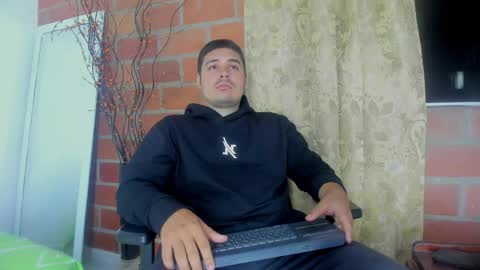 Snapshot of narciso_kh chatting on May 2026 02:29:02 AM deibyd online show from May 2026 02:29:02 AM