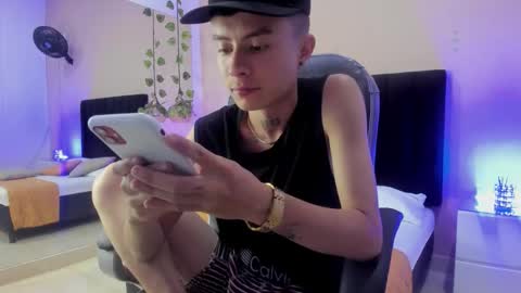 Nascary Fox online show from November 2025 08:30:02 PM