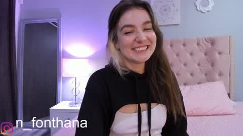 Nashly Fontana online show from December 2024 02:12:01 PM