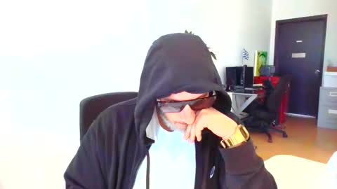 Snapshot of nassobout chatting on May 2026 08:25:02 PM nassobout online show from May 2026 08:25:02 PM