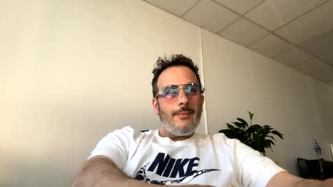 Snapshot of nassobout chatting on May 2026 11:35:01 PM nassobout online show from May 2026 11:35:01 PM