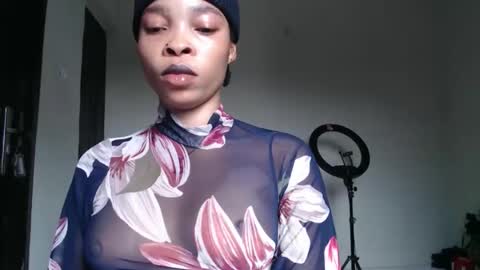 bella online show from November 2025 09:23:01 AM