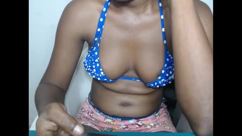 nasty_luna0 online show from March 2025 10:48:01 AM