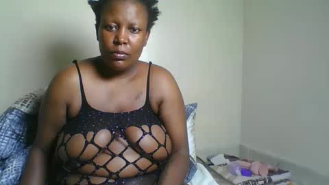 Snapshot of nasty_paula chatting on September 2025 05:05:02 PM Paula online show from September 2025 05:05:02 PM