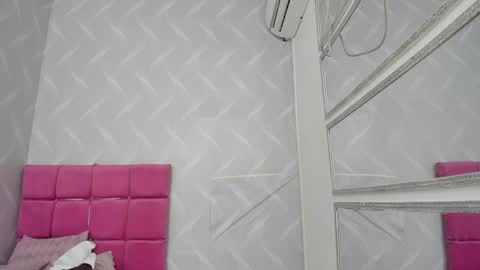 Snapshot of natalia_aguirre chatting on December 2024 12:34:01 PM Naty online show from December 2024 12:34:01 PM