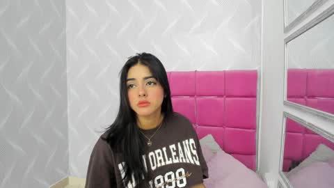 Snapshot of natalia_aguirre chatting on February 2025 12:46:02 PM Naty online show from February 2025 12:46:02 PM