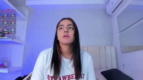 Naty  online show from March 2026 12:11:01 PM