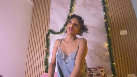 Natalia online show from December 2025 07:37:01 AM