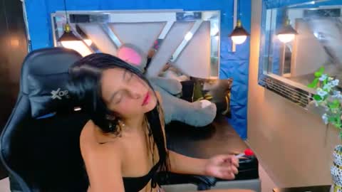 nataliatompsonx1 online show from September 2025 07:35:02 PM