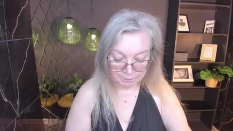 Snapshot of natalicloud chatting on May 2026 02:45:01 PM NataliCloud online show from May 2026 02:45:01 PM